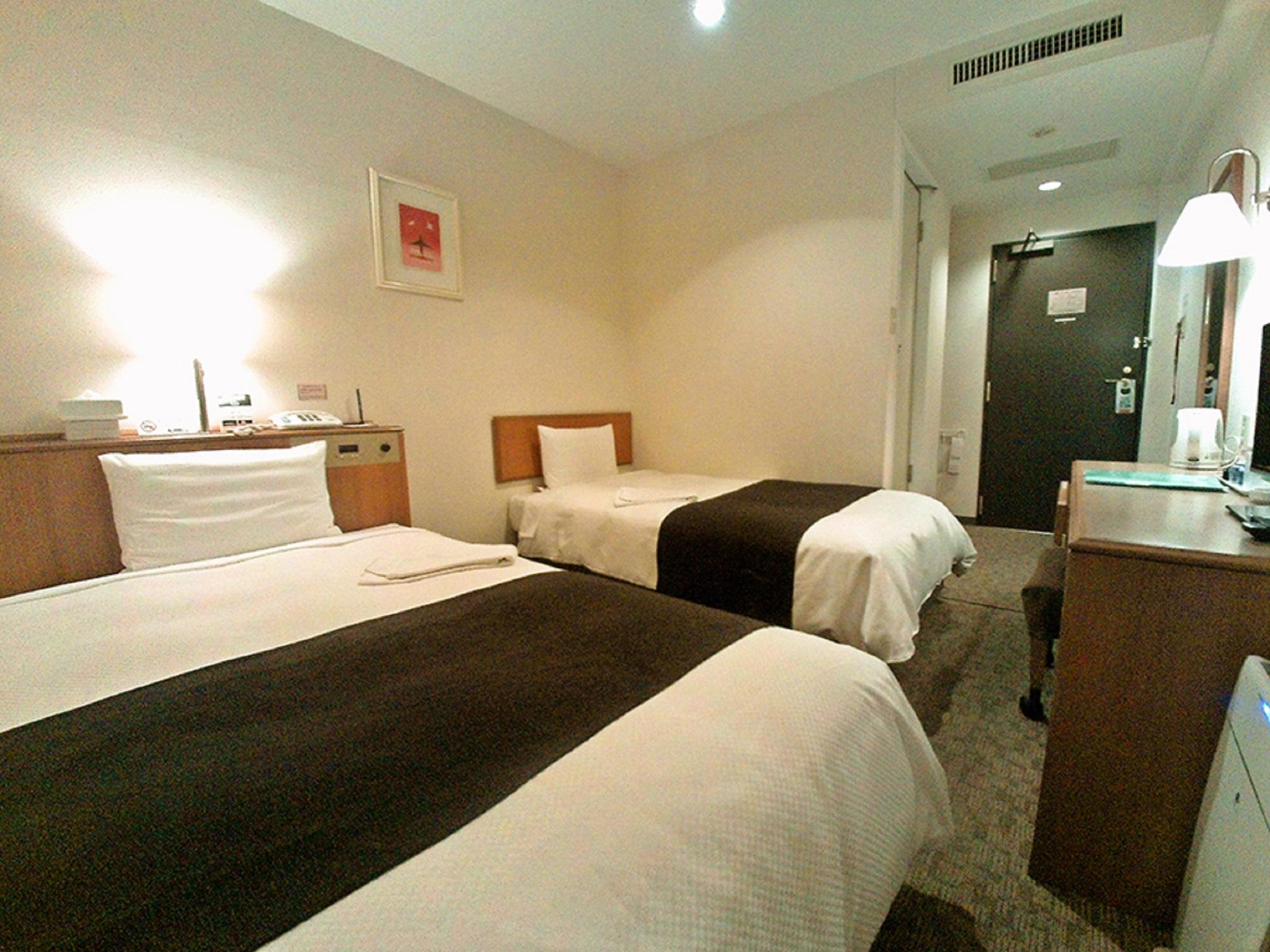 Smile Hotel Tokyo Ayase Ekimae Dış mekan fotoğraf